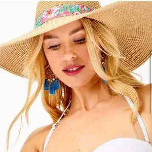 Lilly Pulitzer | Accessories | Euc Lilly Pulitzer Journey To  display picture 1